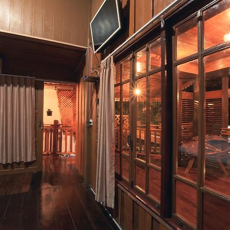 The History Cafe' & Guesthouse Sukhothai Luaran gambar