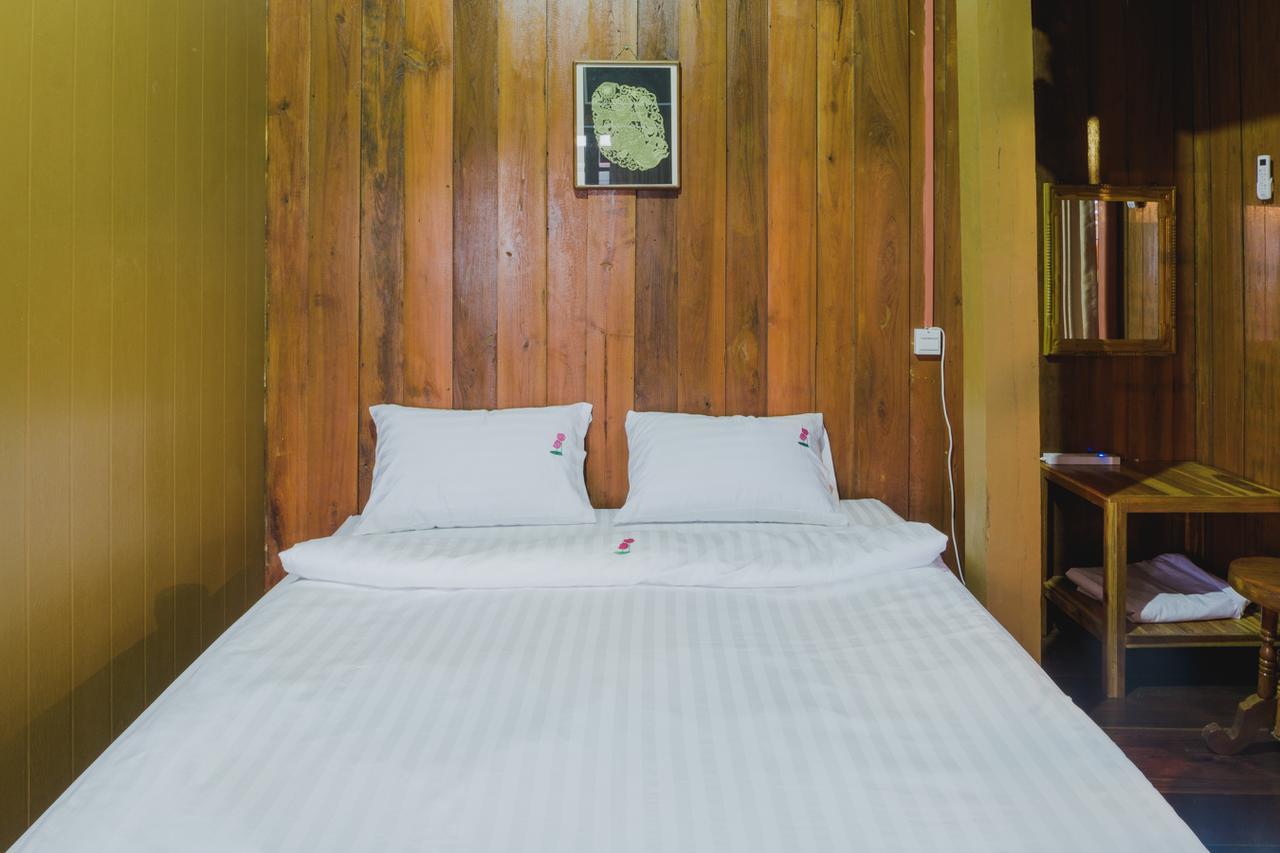 The History Cafe' & Guesthouse Sukhothai Luaran gambar