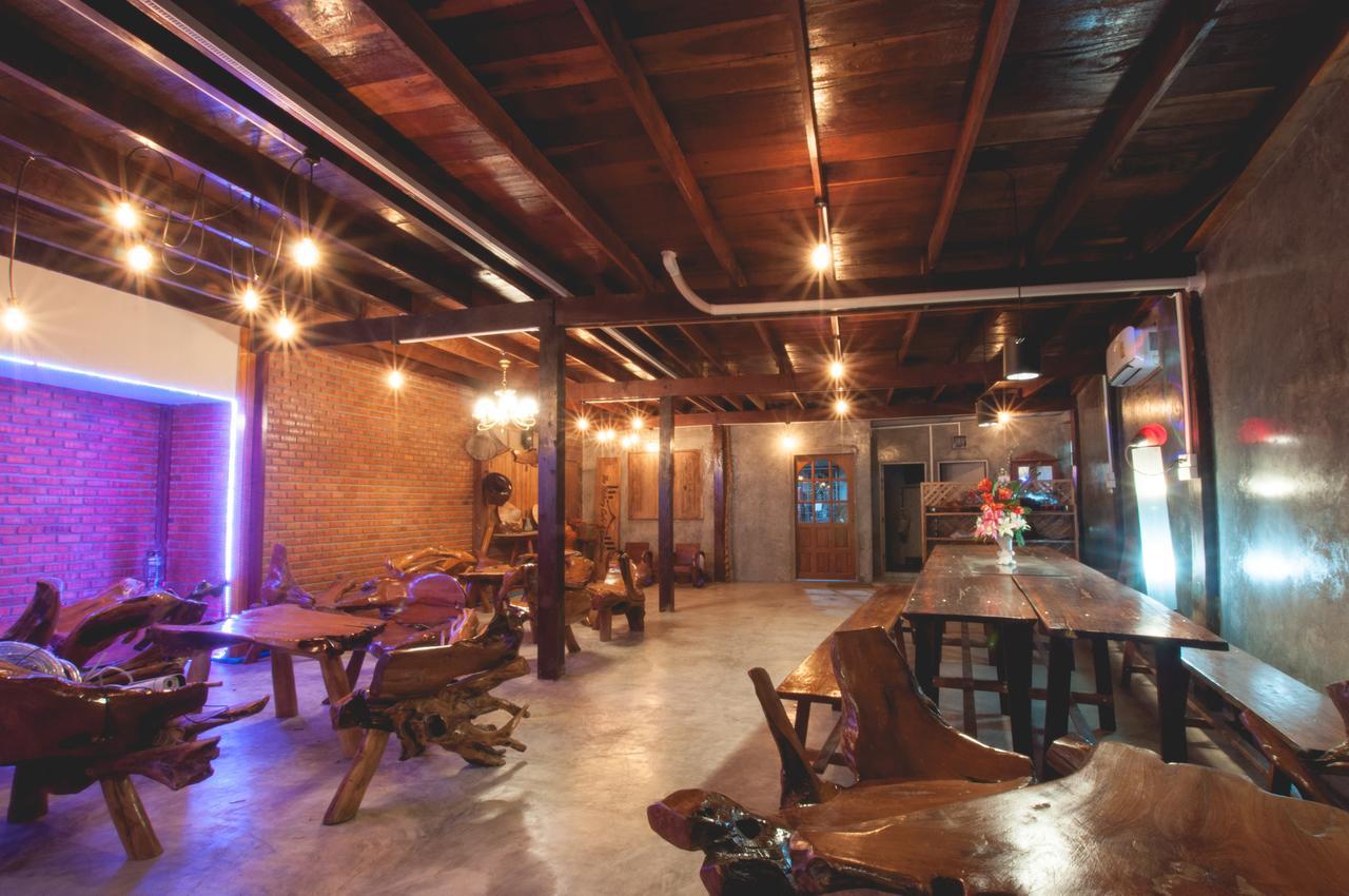 The History Cafe' & Guesthouse Sukhothai Luaran gambar