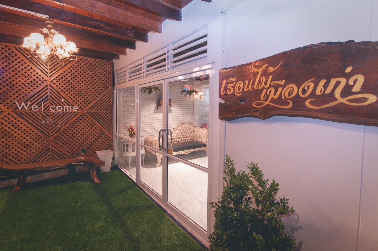 The History Cafe' & Guesthouse Sukhothai Luaran gambar