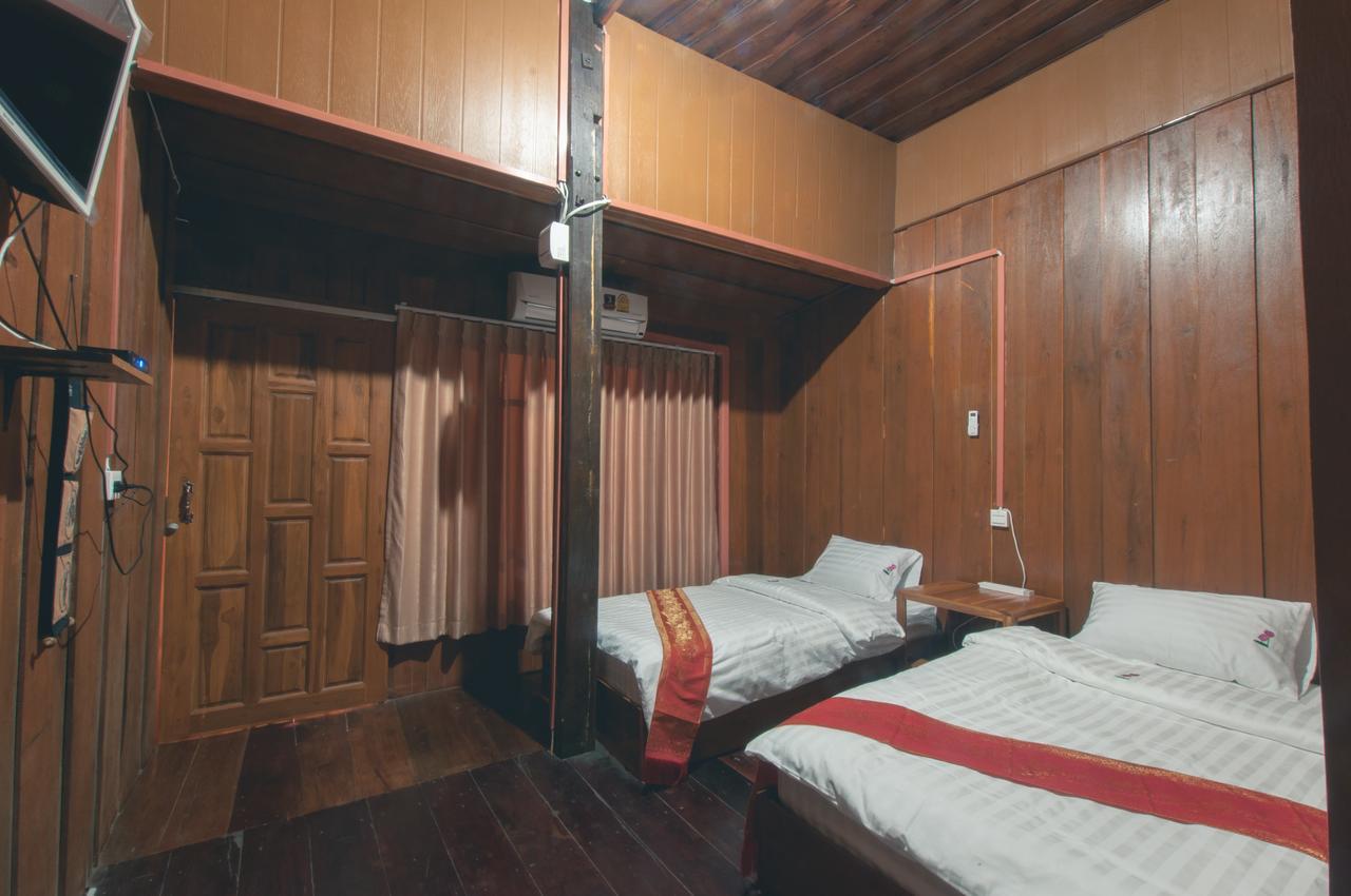 The History Cafe' & Guesthouse Sukhothai Luaran gambar