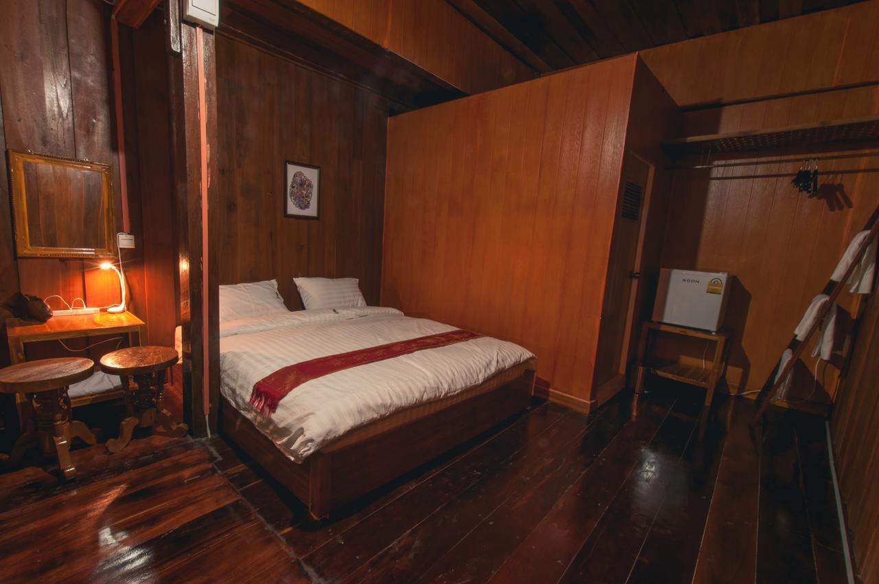 The History Cafe' & Guesthouse Sukhothai Luaran gambar