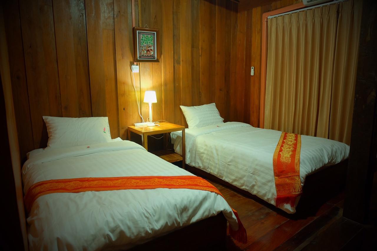The History Cafe' & Guesthouse Sukhothai Luaran gambar